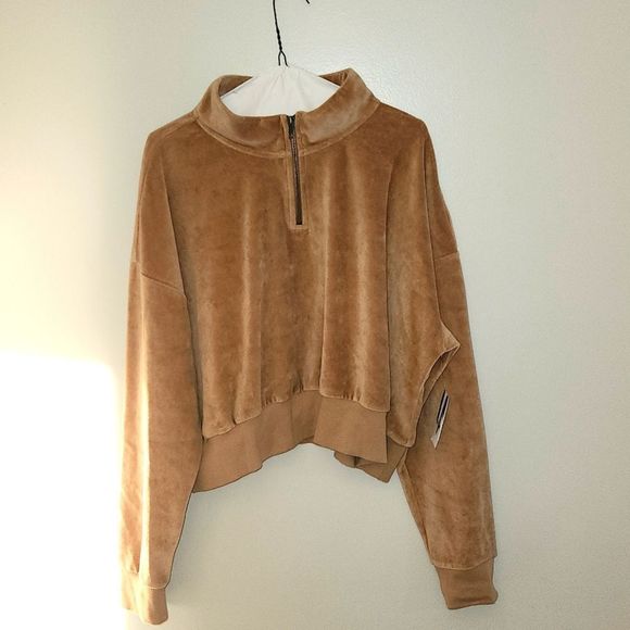 Abound Tops - Abound size 2X tan sweatshirt